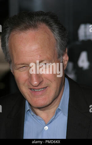 Friday Night Lights Premiere 10-06-04 Michael Mann Photo by Joseph Martinez / PictureLux     File Reference # 21978 0175PLX  For Editorial Use Only -  All Rights Reserved Stock Photo