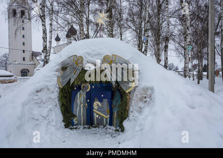 The manger of Christ, covered with snow, on the celebration of Christmas in the village of Vyatka, Yaroslavl region, Russia . Stock Photo