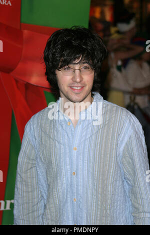 'Surviving Christmas' Premiere Josh Zuckerman Photo by Joseph Martinez - All Rights Reserved  File Reference # 21984 0021PLX  For Editorial Use Only - Stock Photo