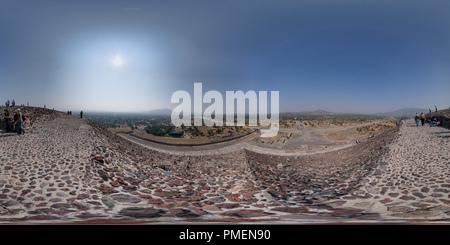 360 degree panoramic view of Pyramid of The Sun in Teotihuacán