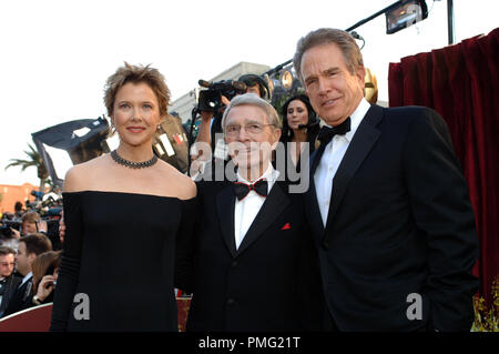 The Academy of Motion Picture Arts and Sciences Presents Best Actress Academy Award nominee Annette Bening and Oscar winner Warren Beatty pose with Army Archerd before the 77th Annual Academy Awards at the Kodak Theatre in Hollywood, CA on Sunday, February 27, 2005.  File Reference # 29997 070  For Editorial Use Only -  All Rights Reserved Stock Photo