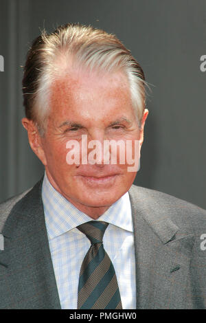 George Hamilton celebrates his 70th Birthday at the Hollywood Chamber of Commerce ceremony to honor him with the 2,388th Star on the Hollywood Walk of Fame on Hollywood Boulevard in Hollywood, CA, August 12, 2009.  Photo by Joseph Martinez/Picturelux File Reference # 30058 21PLX   For Editorial Use Only -  All Rights Reserved Stock Photo