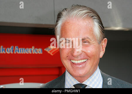 George Hamilton celebrates his 70th Birthday at the Hollywood Chamber of Commerce ceremony to honor him with the 2,388th Star on the Hollywood Walk of Fame on Hollywood Boulevard in Hollywood, CA, August 12, 2009.  Photo by Joseph Martinez/Picturelux File Reference # 30058 22PLX   For Editorial Use Only -  All Rights Reserved Stock Photo