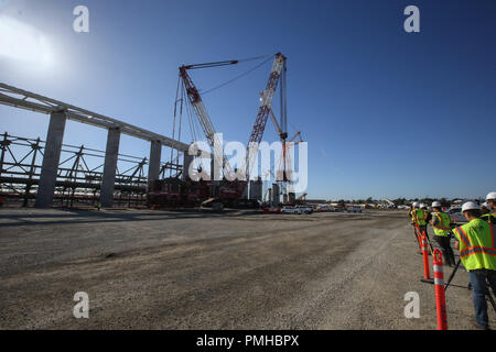 Los Angeles, CA, USA. 18th Sep, 2018. LA Stadium & Entertainment District at Hollywood Park Tour in Inglewood, Ca on September 18, 2018. Jevone Moore Credit: csm/Alamy Live News