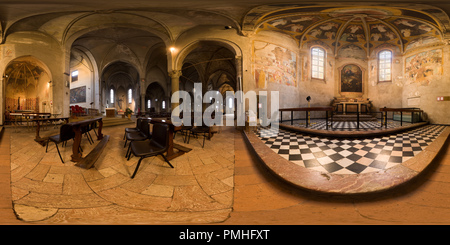 360 degree panoramic view of Cappella Grifi in San Pietro in Gessate