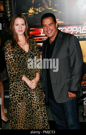 CARLOS GOMEZ UNSTOPPABLE FILM PREMIERE LOS ANGELES CALIFORNIA USA 26  October 2010 Stock Photo - Alamy