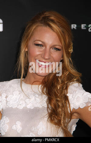 Blake Lively 06/15/2011 "Green Lantern" Premiere @ Grauman's Chinese