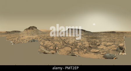 360 degree panoramic view of Mars Panorama - Curiosity rover: Martian solar day 1451