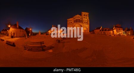 360 degree panoramic view of Sainte Marie-Madeleine, La Basilique De Vezelay, Yonne, Bourgogne Franche Comte 2003