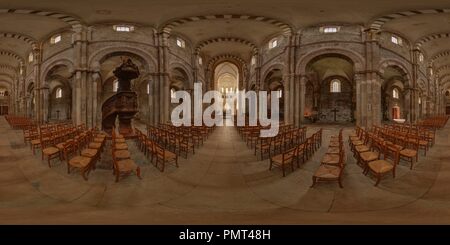 360 degree panoramic view of Sainte Marie-Madeleine, La Basilique De Vezelay, Yonne, Bourgogne Franche Comte 2104