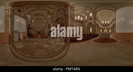 360 degree panoramic view of Sainte Marie-Madeleine, La Basilique De Vezelay, Yonne, Bourgogne Franche Comte 2231