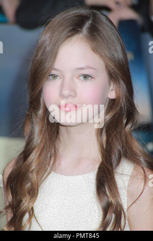 Mackenzie Foy 11/12/2012 'The Twilight Saga: Breaking Dawn - Part2' Premiere held at Nokia Theater at L.A. Live in Los Angeles, CA Photo by Izumi Hasegawa / HNW / PictureLux Stock Photo