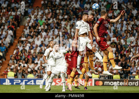 Santiago Bernabeu, Madrid, Spain. 19th Sep, 2018. UEFA Champions League football, Real Madrid versus AS Roma; Carlos Enrique Casemiro (Real Madrid) fights for the header Credit: Action Plus Sports/Alamy Live News Stock Photo