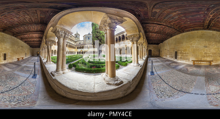360 View Of The Cloister Of Santo Domingo De Silos Abbey2 Burgos Spain Alamy