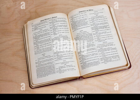 Open book of the Poetical Works of William Wordsworth, published 1906, United Kingdom Stock Photo