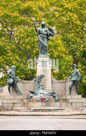 Liverpool Wirral Port Sunlight Village The Kings Liverpool Regiment monument war memorial Burma South Africa Afghanistan Stock Photo