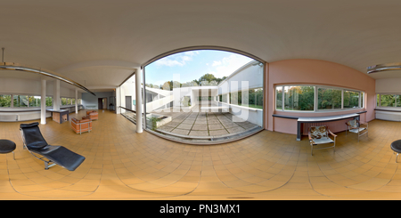 360° view of Le Corbusier, Villa Savoye, Poissy, France - Alamy
