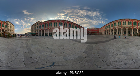 360 degree panoramic view of Split Republic Square