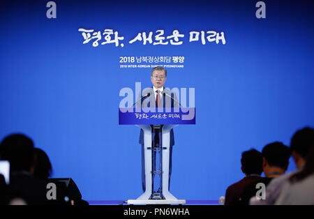 Seoul, South Korea. 20th Sep, 2018. South Korean President Moon Jae-in speaks at the Seoul press center in Seoul, South Korea on Sept. 20, 2018. South Korean President Moon Jae-in said Thursday that Kim Jong Un, top leader of the Democratic People's Republic of Korea (DPRK), had expressed his hope to rapidly hold his second summit with U.S. President Donald Trump during the inter-Korean summit in Pyongyang. Credit: Wang Jingqiang/Xinhua/Alamy Live News Stock Photo