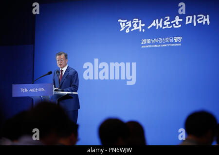 Seoul, South Korea. 20th Sep, 2018. South Korean President Moon Jae-in speaks at the Seoul press center in Seoul, South Korea on Sept. 20, 2018. South Korean President Moon Jae-in said Thursday that Kim Jong Un, top leader of the Democratic People's Republic of Korea (DPRK), had expressed his hope to rapidly hold his second summit with U.S. President Donald Trump during the inter-Korean summit in Pyongyang. Credit: Wang Jingqiang/Xinhua/Alamy Live News Stock Photo