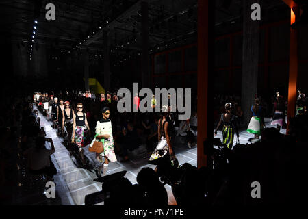 Milan, Italy. 20th Sep, 2018. Models walk the runway at the Prada fashion show during Milan Fashion Week Spring/Summer 2019 in Milan, Italy, on Sept. 20, 2018. Credit: Alberto Lingria/Xinhua/Alamy Live News Stock Photo