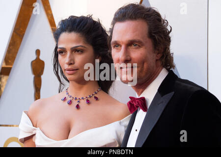 Camila Alves and Matthew McConaughey arrive to The 90th Oscars® at the Dolby® Theatre in Hollywood, CA on Sunday, March 4, 2018.  File Reference # 33546 297PLX  For Editorial Use Only -  All Rights Reserved Stock Photo