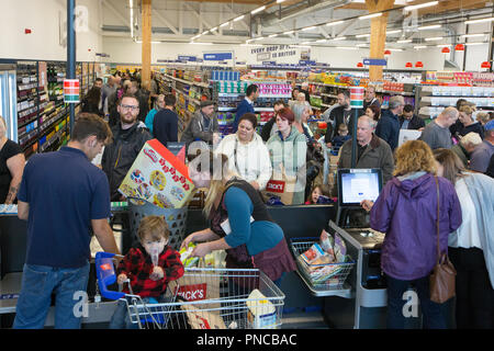 Picture dated September 20th shows the first shoppers in a busy Jack's store in Chatteris Cambs,which opened to the public today.Jack's is the discount supermarket store by Tesco.  Tesco's first discount store Jack's in Cambridgeshire was packed with shoppers this morning (Thurs) - with some queuing from 3am.  The Chatteris store enjoyed a successful first morning with hundreds pouring through the doors when it opened to the public at 10am.  Shoppers, some of whom had been queuing for several hours, were greeted with champagne, bacon sandwiches and cupcakes.