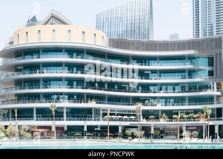 Exterior of new extension to the Dubai Mall, the Fashion Avenue , housing restaurants and high-end shops and shopping with luxury brands, in Dubai, Un Stock Photo