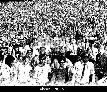 1970S POSTERIZED SPECIAL EFFECT OF CROWD OF  SPECTATORS AT  SPORTING EVENT - c11251 HAR001 HARS COOPERATION HIGH CONTRAST THRONG TOGETHERNESS ATTENDANCE BLACK AND WHITE GRAPHIC EFFECT HAR001 OLD FASHIONED POSTERIZED REPRESENTATION Stock Photo