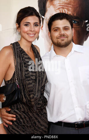 Jamie Lynn Sigler and Jerry Ferrara at the Los Angeles Premiere of THE HANGOVER held at the Grauman's Chinese Theater in Hollywood, CA on Tuesday, June 2, 2009. Photo by PRPP / PictureLux  File Reference # Jamie Lynn Sigler 60109 08PRPP  For Editorial Use Only -  All Rights Reserved Stock Photo