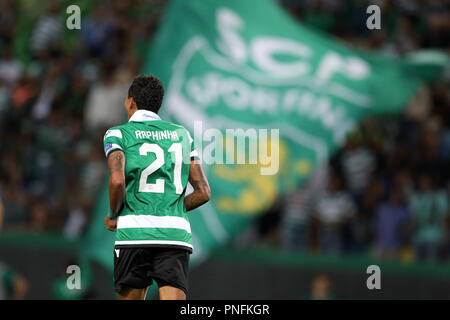 Lisbon, Portugal. 20th Sep, 2018. Raphael Dias Belloli known as Raphinha of Sporting CP celebrates his goal during UEFA Europa League 2018/19 football match between Sporting CP vs Karaba? FC. Credit: David Martins/SOPA Images/ZUMA Wire/Alamy Live News Stock Photo