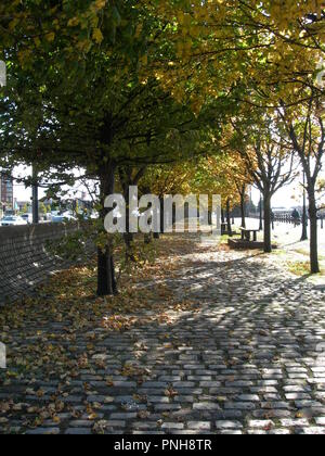 Around the UK - Cobbled footpath along the Dockside Walk - Liverpool Stock Photo