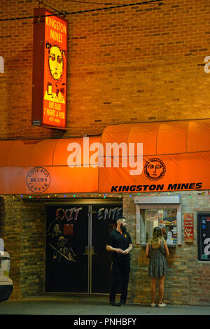 Outside the iconic Kingston Mines in Chicago where live blues music is played every night of the week until early in the morning. Stock Photo