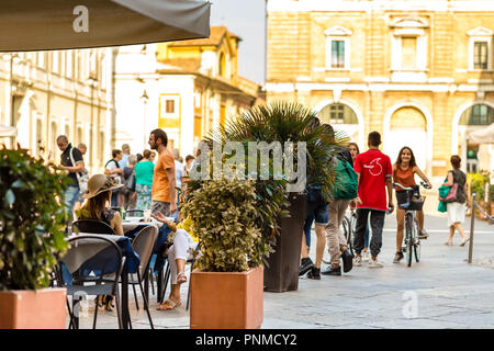 RAVENNA, ITALY - SEPTEMBER 19, 2018: tourists walking in historical center  of Ravenna Stock Photo - Alamy