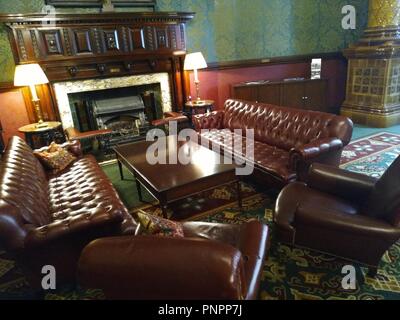 London, UK. 22nd September 2018. Open House London Weekend offers free opportunities to public to enter many buildings and architecture tours, London, UK Credit: Nastia M/Alamy Live News Stock Photo