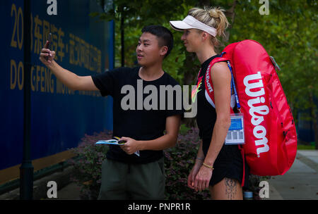 September 22, 2018 - Elina Svitolina of the Ukraine signs autographs at the 2018 Dongfeng Motor Wuhan Open WTA Premier 5 tennis tournament Credit: AFP7/ZUMA Wire/Alamy Live News Stock Photo