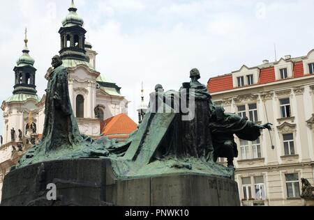 Czech Republic. Prague.  Old Town Square. Jan Hus Memorial, reformer and redecessor to Protestatism (1369-1415). Sculptural group designed by Ladislav Saloun (1870-1946), 1901-1915. Art Nouveau period. Stock Photo