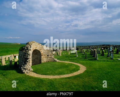 View S of the circular nave & semicircular chancel/apse of St Nicholas Church, Orkney, Scotland, UK: built in the early C12th by Earl Hakon Paulsson. Stock Photo