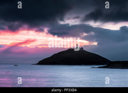 Ballycotton, Cork, Ireland. 07th October, 2017. Ballycotton Lighthouse Co. Cork just before dawn on a calm October morning. Stock Photo