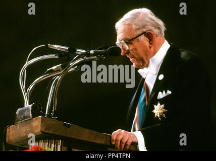 FRANCO MODIGLIANI Italian-American Economist Recipient Of Nobel Prize ...