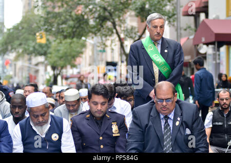 New York, USA. 23rd Sept 2018. The Annual Muslim day parade started with prayers and New York Muslims marched through Madison Avenue in New York City. Credit: Ryan Rahman/Alamy Live News Stock Photo