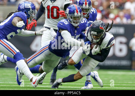 East Rutherford, New Jersey, USA. 9th Sep, 2018. New York Giants linebacker  Ray-Ray Armstrong (55) during a NFL game between the Jacksonville Jaguars  and the New York Giants at MetLife Stadium in