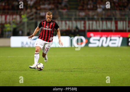 Milan, Italy. 23rd September, 2018. Ignazio Abate of Ac Milan  in action during the Serie A football match between AC Milan and Atalanta Bergamasca Calcio  . Credit: Marco Canoniero/Alamy Live News Stock Photo