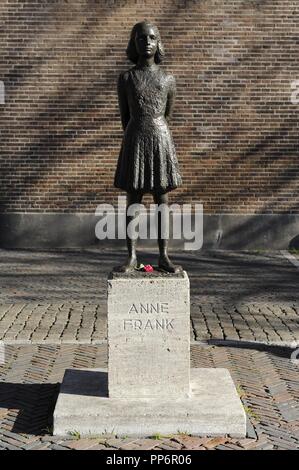 Anne Frank (1929-1945). Jewish victim of the Holocaust.  Statue. Utrecht, Netherlands. Stock Photo
