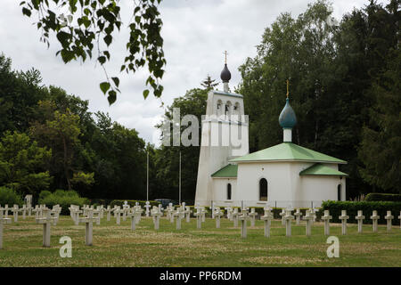 Russian memorial chapel at the Russian military cemetery (Cimetière militaire russe) in Saint-Hilaire-le-Grand near Mourmelon-le-Grand in Marne region in north-eastern France. The Resurrection Chapel designed by Russian architect Albert Benois was built in 1936-1937 at the cemetery where 915 Russian soldiers of the Russian Expeditionary Force fallen in France in 1916-1918 during the First World War were buried. Stock Photo