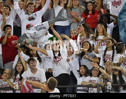 Santa Ana, CA. 21st Sep, 2018. Mater Dei Monarchs celebrate the win after the Prep Football game Mater Dei High School vs. IMG Academy Ascenders, in Santa Ana, California.Photo © Louis Lopez /Modern Exposure/Cal Sport Media/Alamy Live News Stock Photo