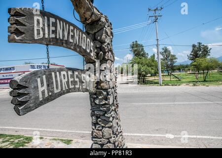 Bienvenidos a Ures. Entrada el pueblo de Ures, que forma parte de los pueblos del Rio Sonora. ** © Foto:LuisGutierrez/NortePhoto Stock Photo