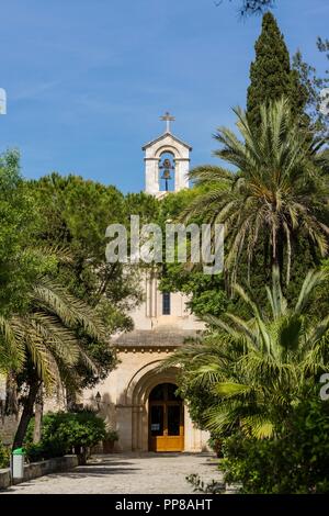 Oratori de Crestatx, Siglo XIII, Sa Pobla, ruta cultural de los santuarios, ermitas y oratorios de Mallorca, balearic islands, spain, europe. Stock Photo