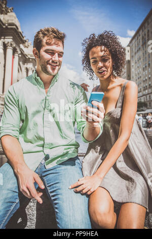 Couple taking a selfie -  Tourists sightseeing New York Stock Photo