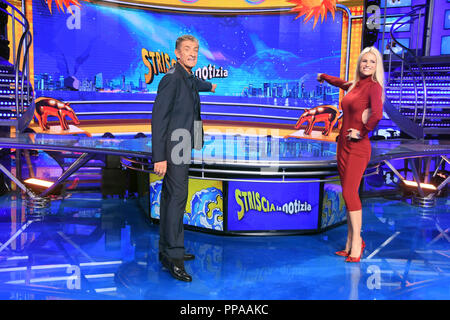 Milano Italy 20 Set 2018 - Striscia la Notizia presentation I conduttori Ezio Greggio and Michelle Hunziker Credit: Giuseppe Andidero Stock Photo